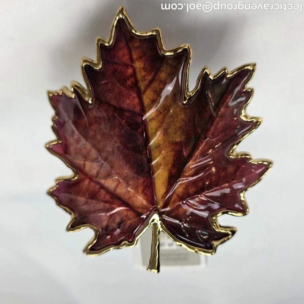 White Barn Wallflowers Scent Control Plug In Enameled Maple Leaf Fall
